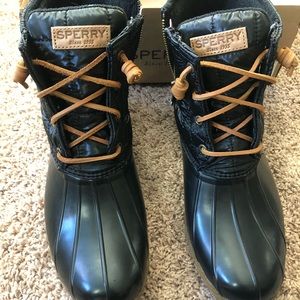 Brand new women’s sperry boots!